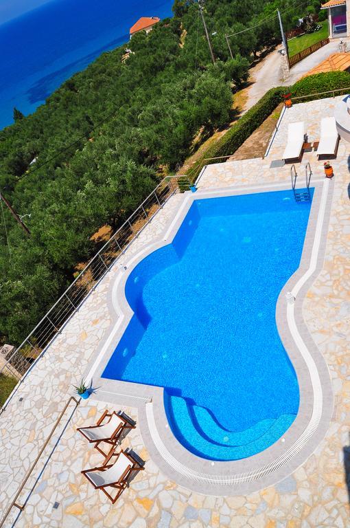 Pyrgos Zante Suites Alykanas  Ngoại thất bức ảnh