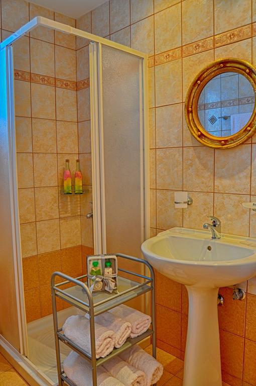 Pyrgos Zante Suites Alykanas  Ngoại thất bức ảnh